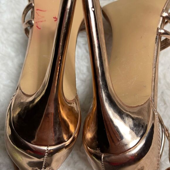 Steve Madden FICO Rose gold straps Sandals back zipper heels SZ7.5 - Picture 10 of 10